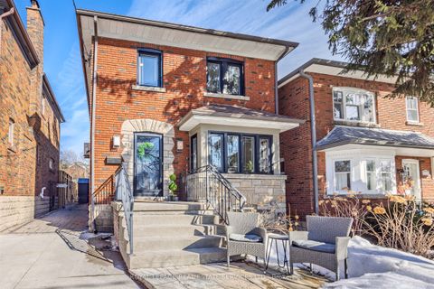 81 Armadale Avenue Toronto ON M6S 3W9