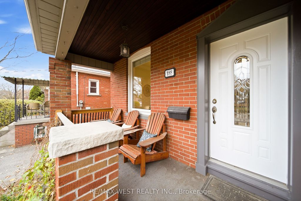 Photo of 188 Fifth Street, Toronto, ON M8V 2Z7 (MLS # W12550810)