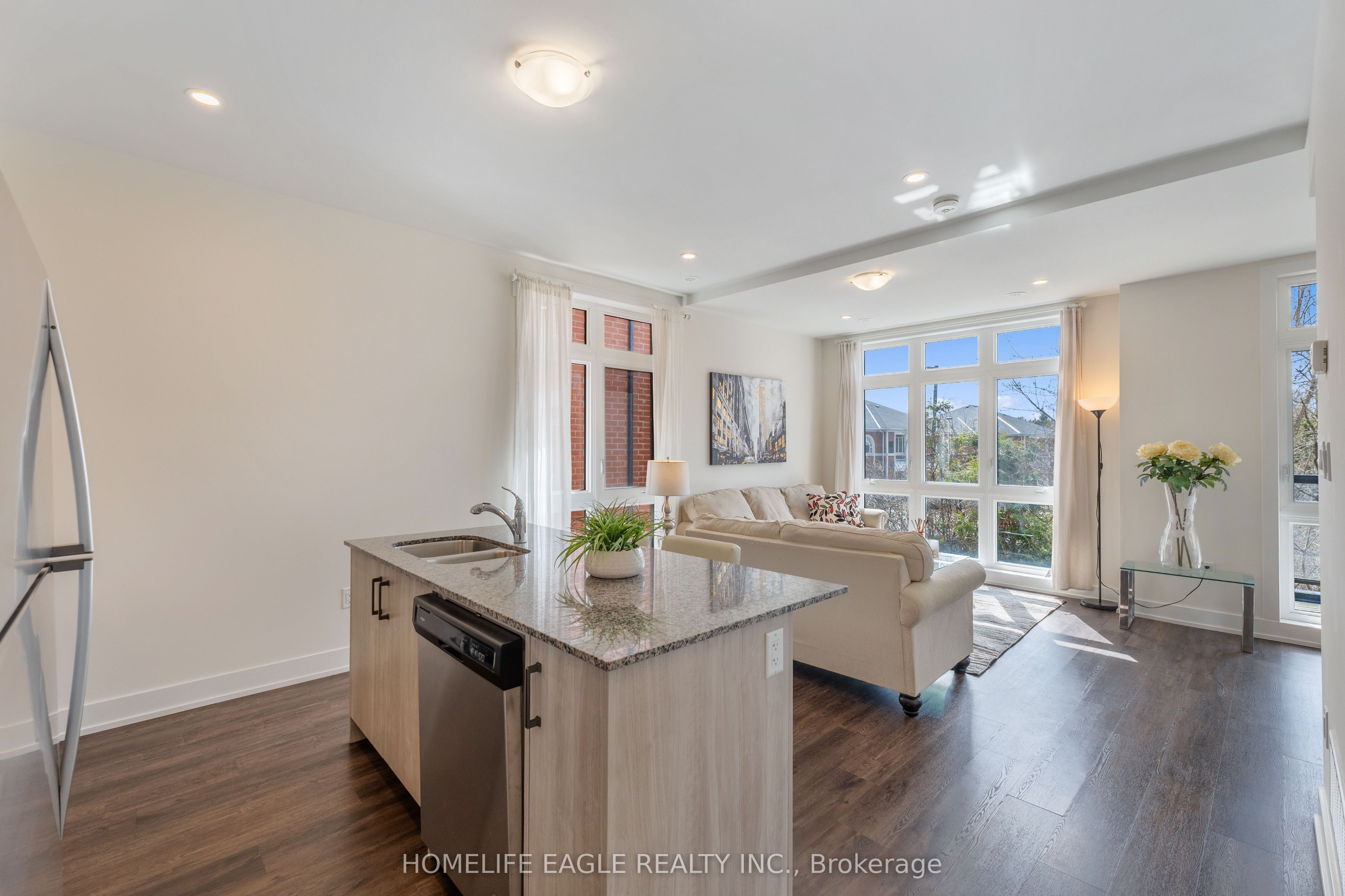 7 Phelps Lane 16