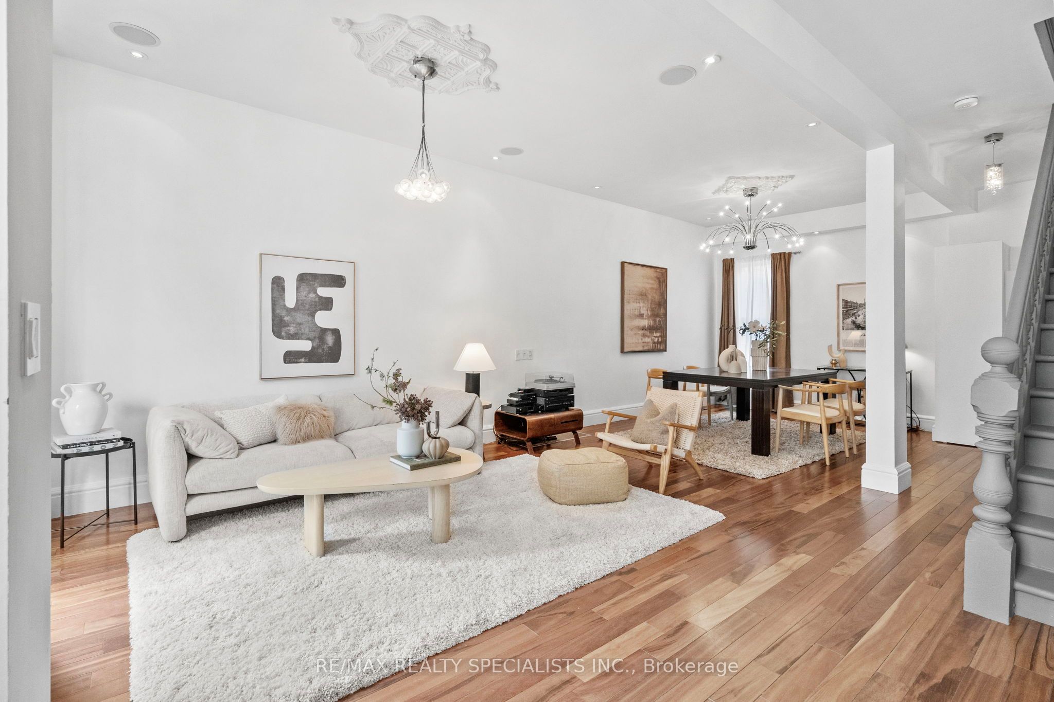 418 Ossington Avenue