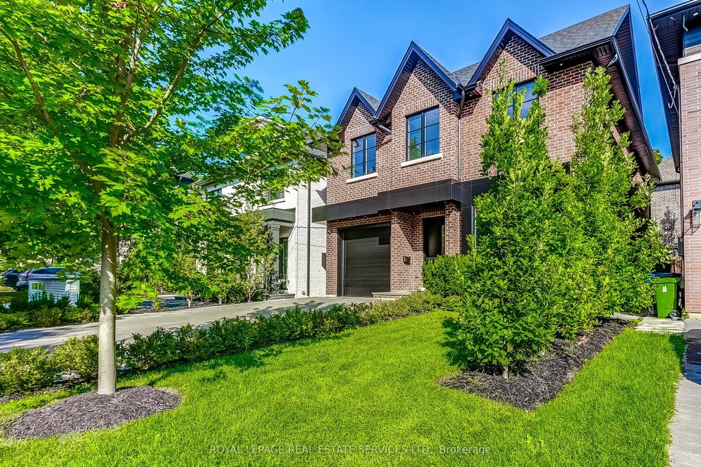 Photo of 8 Shand Avenue, Toronto, ON M8X 2M5 (MLS # W12453543)