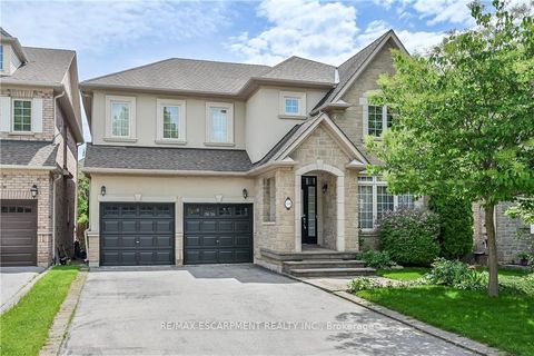 3348 Raspberry Bush Trail Oakville ON L6L 6V2