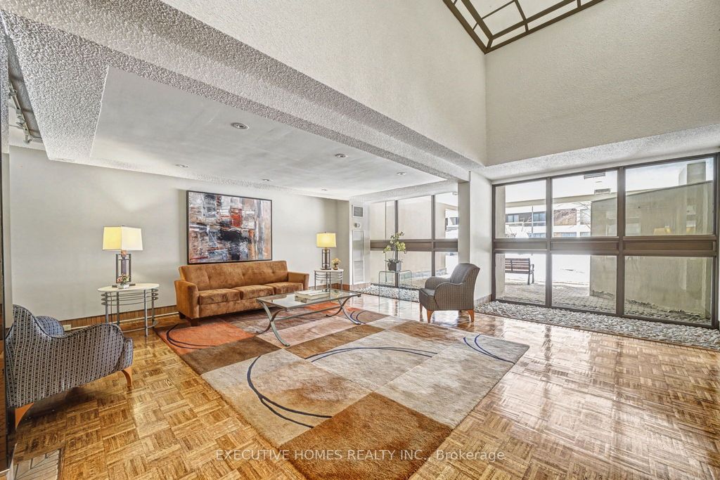Photo of 80 Quebec Avenue #504, Toronto, ON M6P 4B7 (MLS # W12739358)