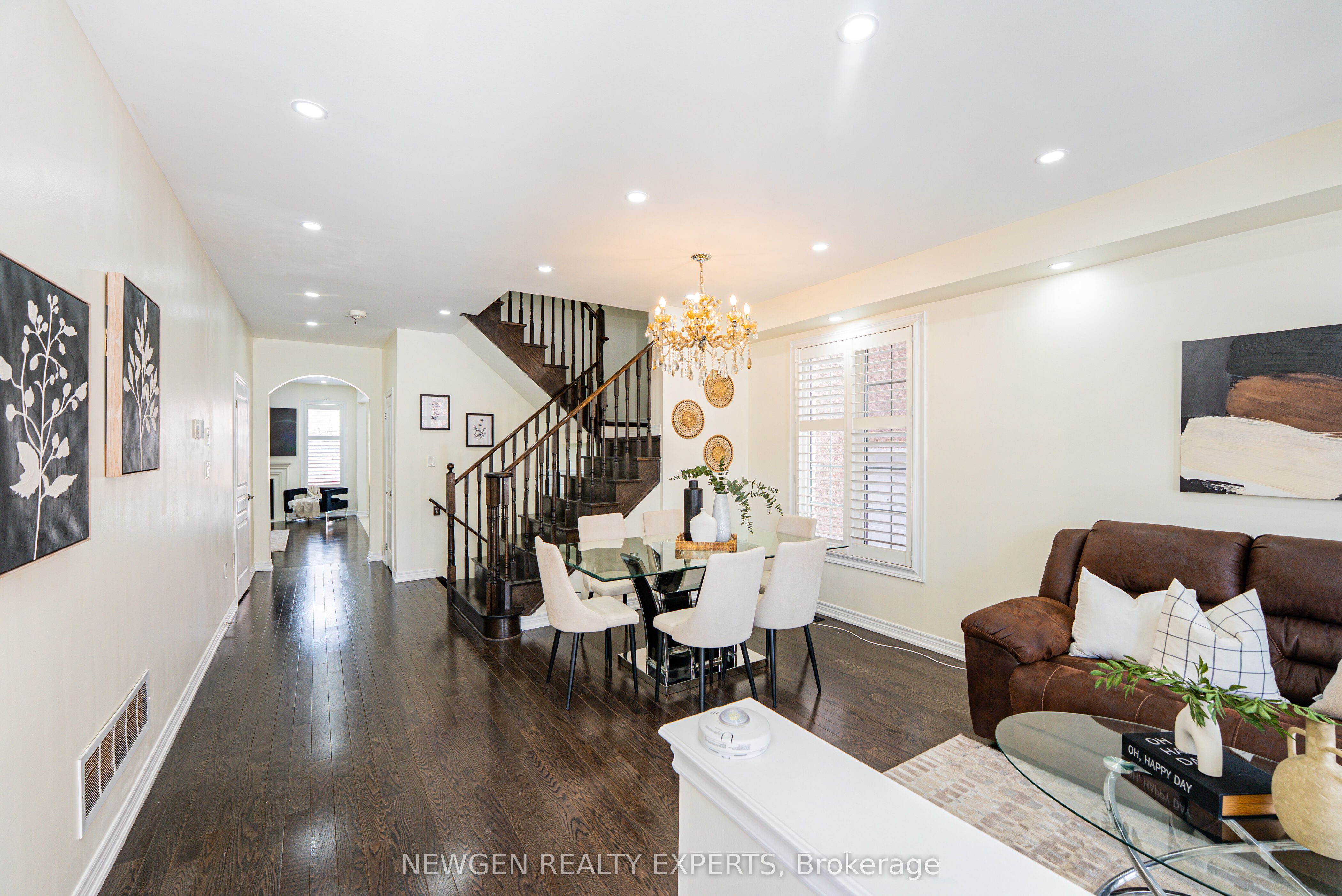 38 Bonnie Braes Drive