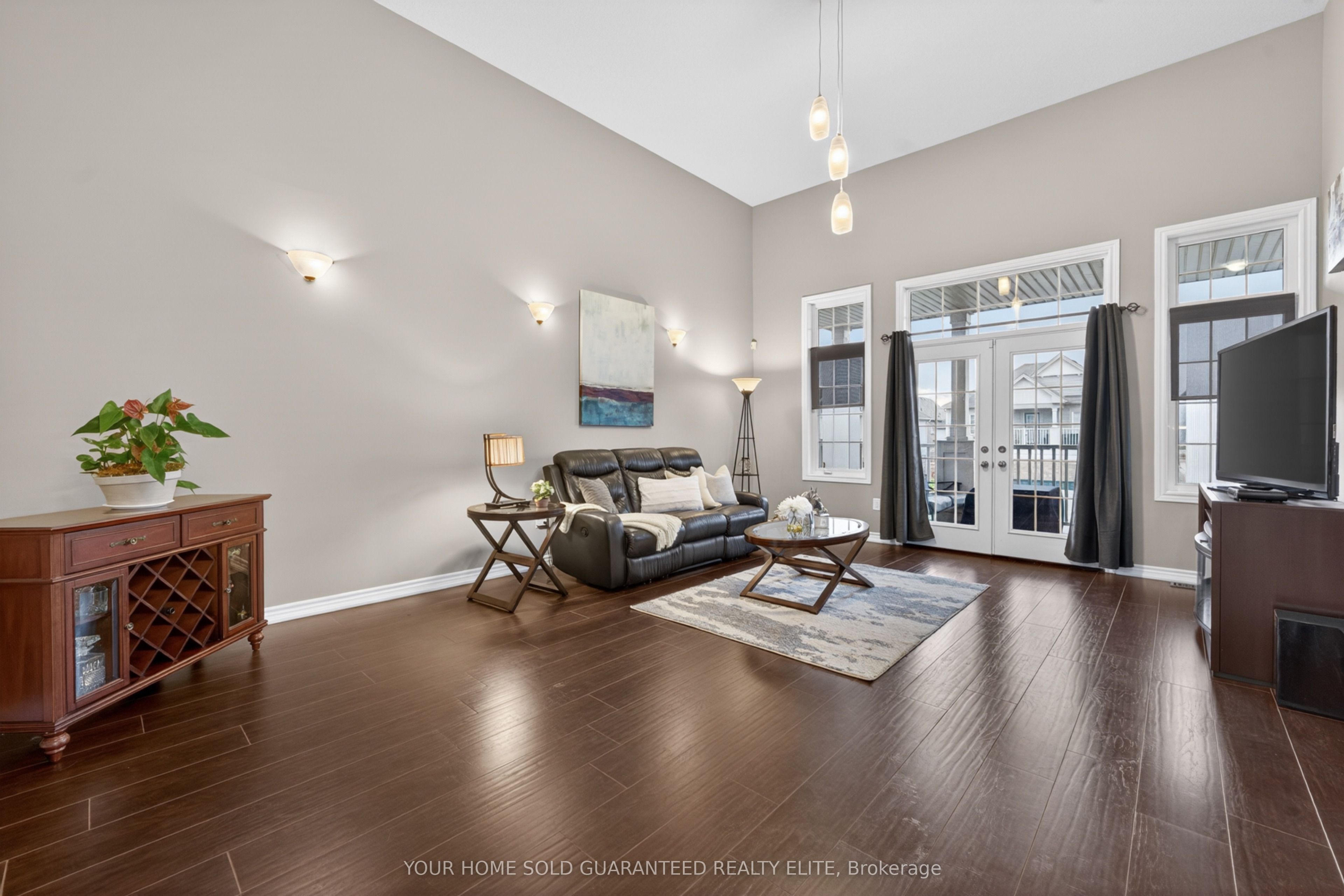136 Whitwell Way