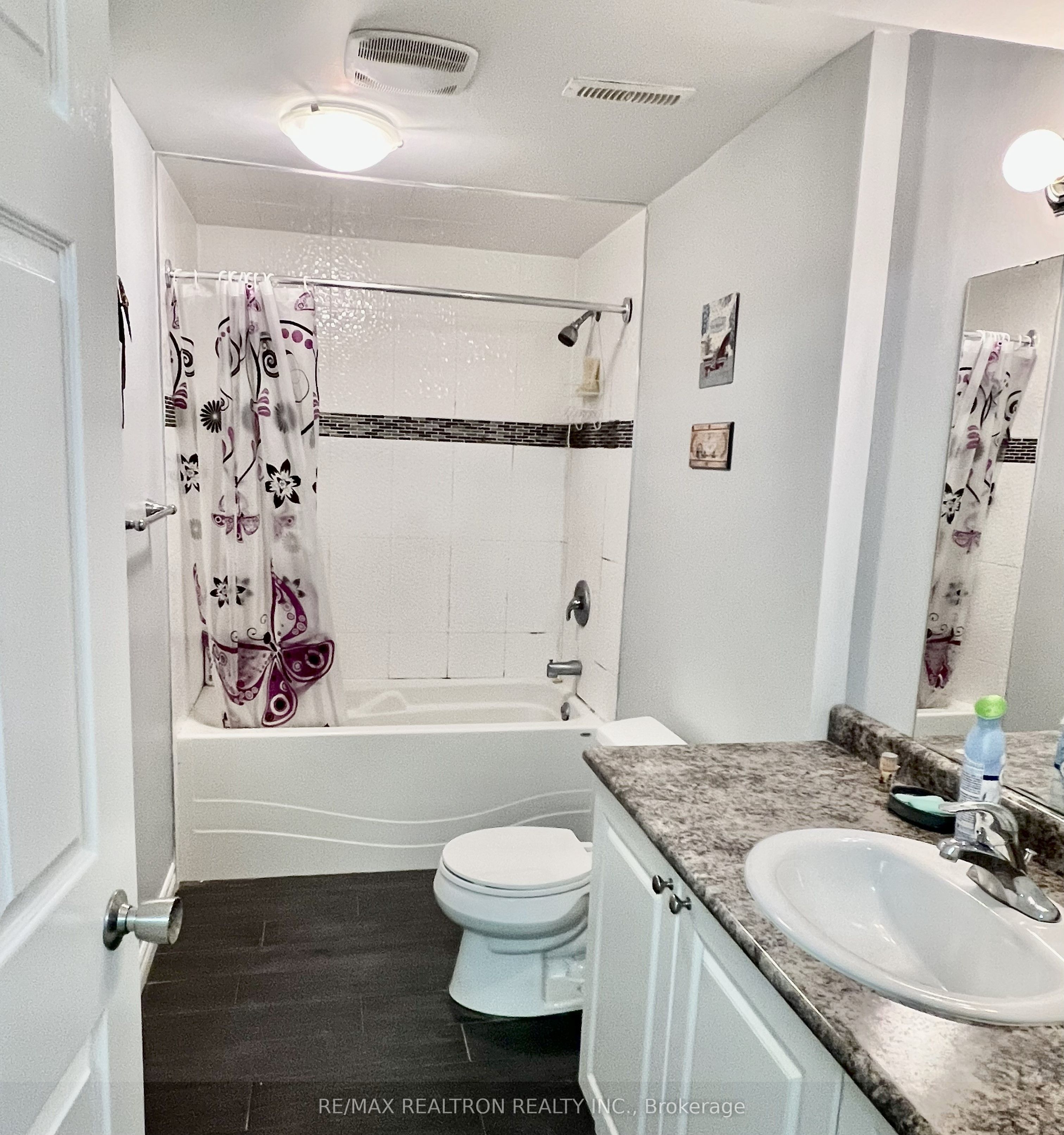 35 Soho Crescent Basement