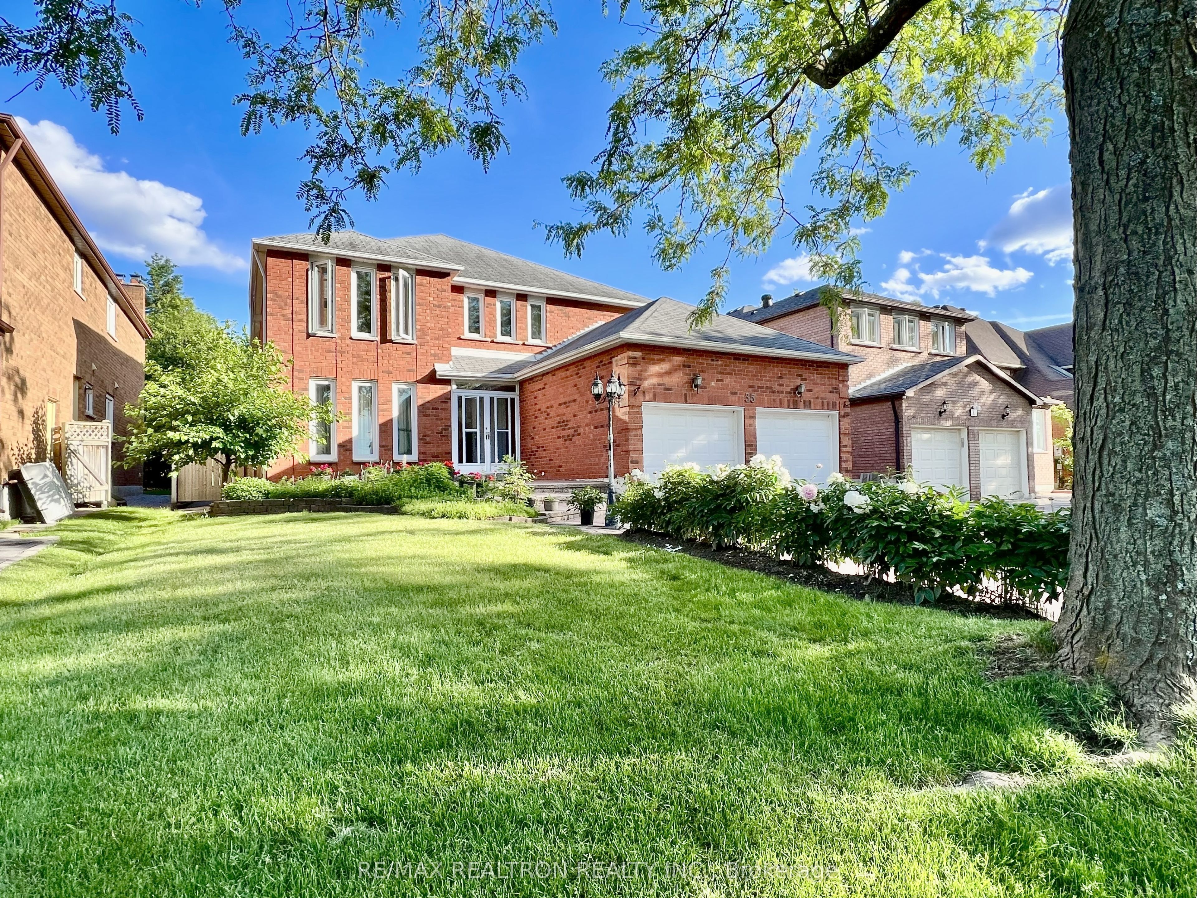 35 Soho Crescent Basement