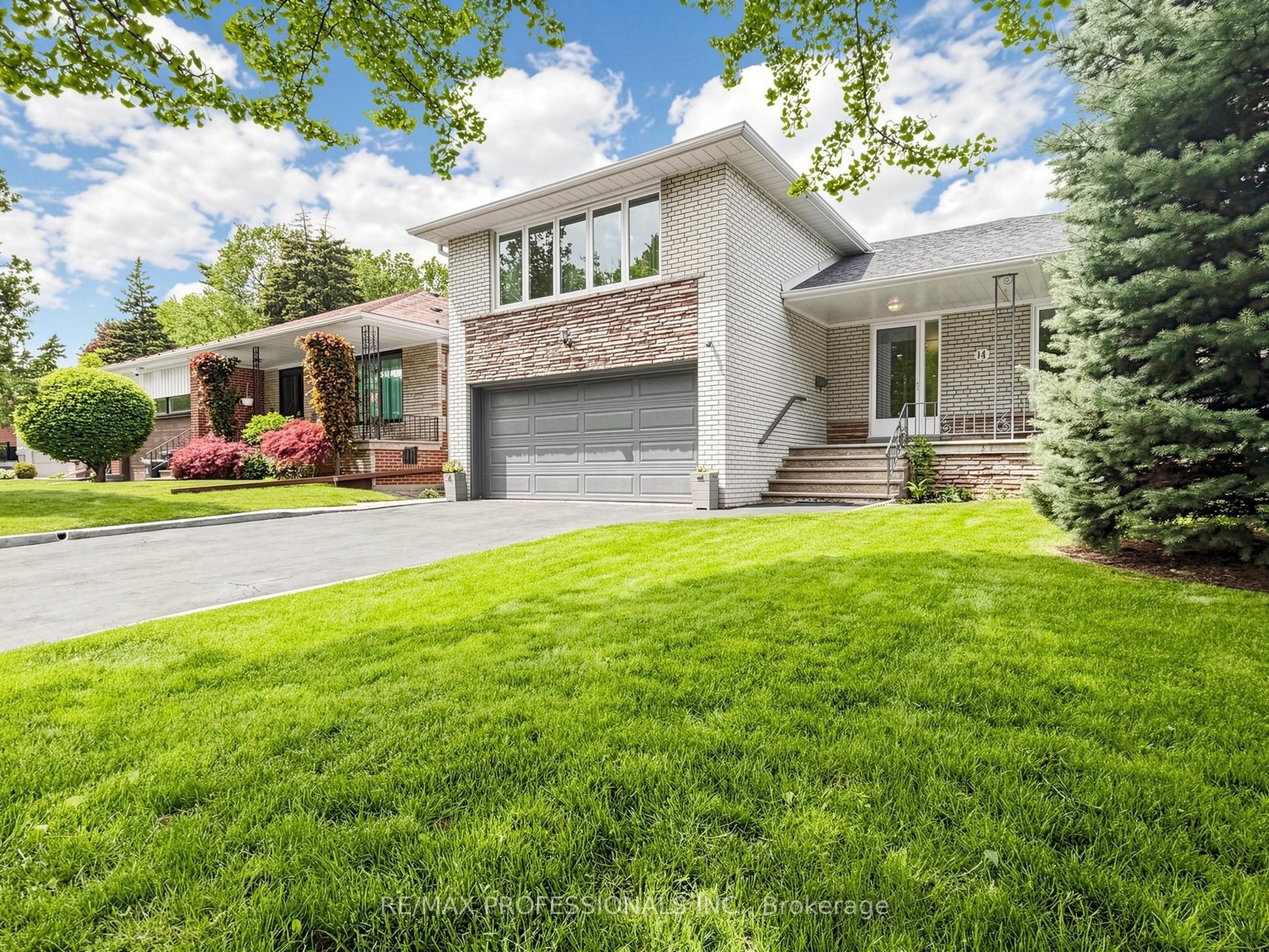 14 Widdicombe Hill