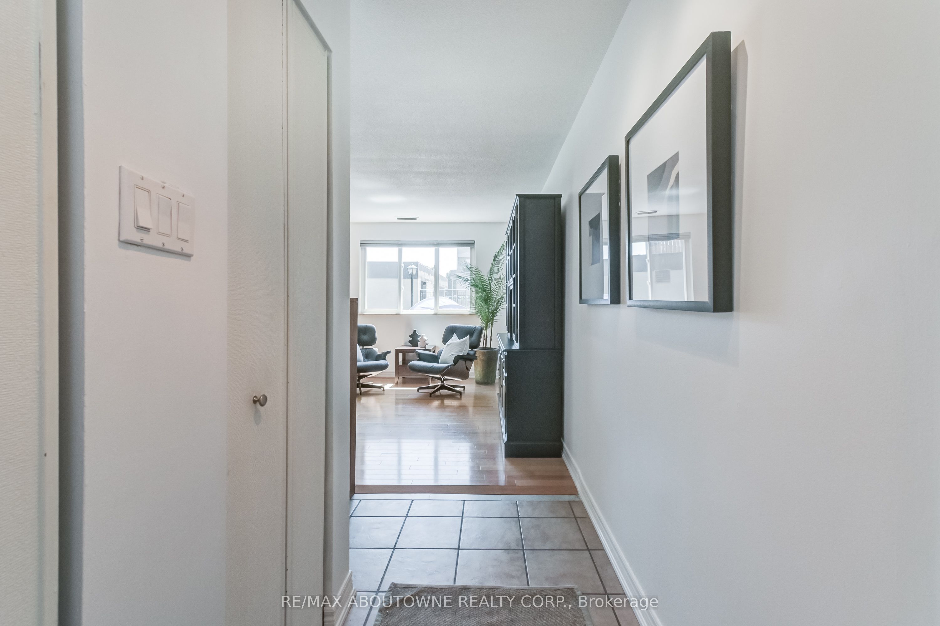 2001 Bonnymede Drive 45
