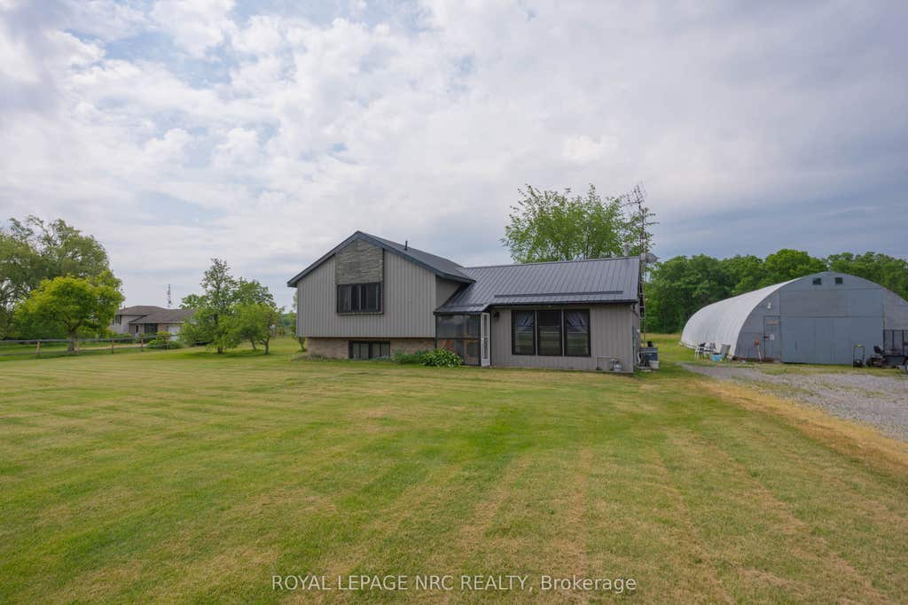 Photo of 8010 Silver Street, West Lincoln, ON L0R 1E0 (MLS # X13437988)