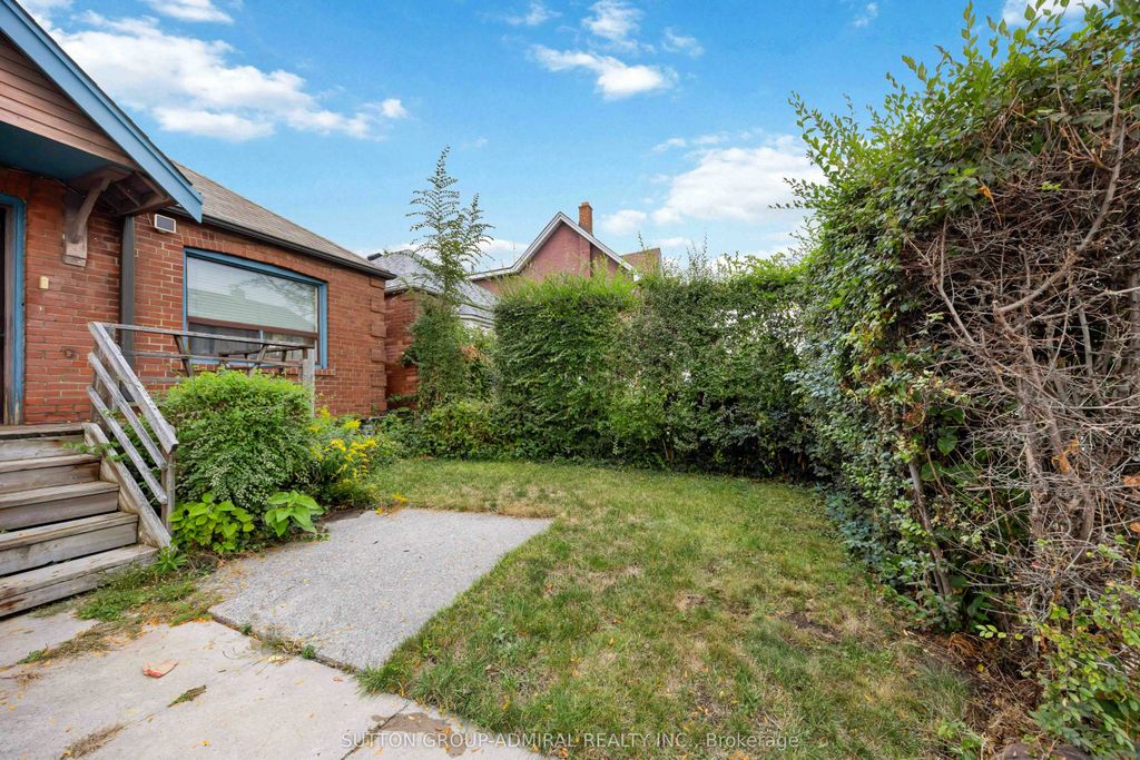 Photo of 8 Cobalt Street, Toronto, ON M6M 2K2 (MLS # W12425136)