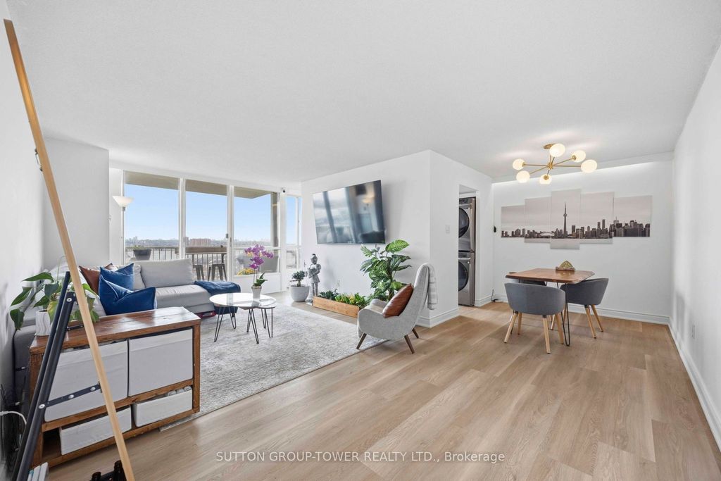 Photo of 3077 Weston Road #1901, Toronto, ON M9M 3A1 (MLS # W12970126)