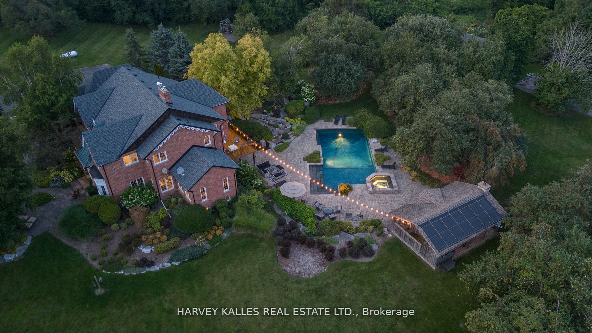 3 Rutland Hill Court