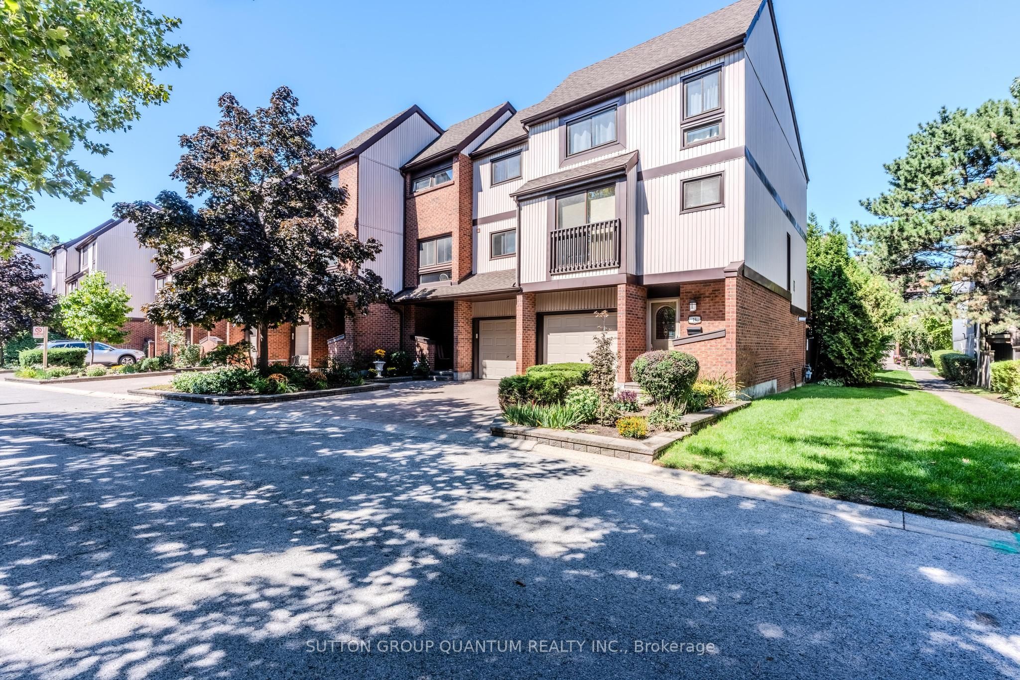 1020 Walden Circle 15