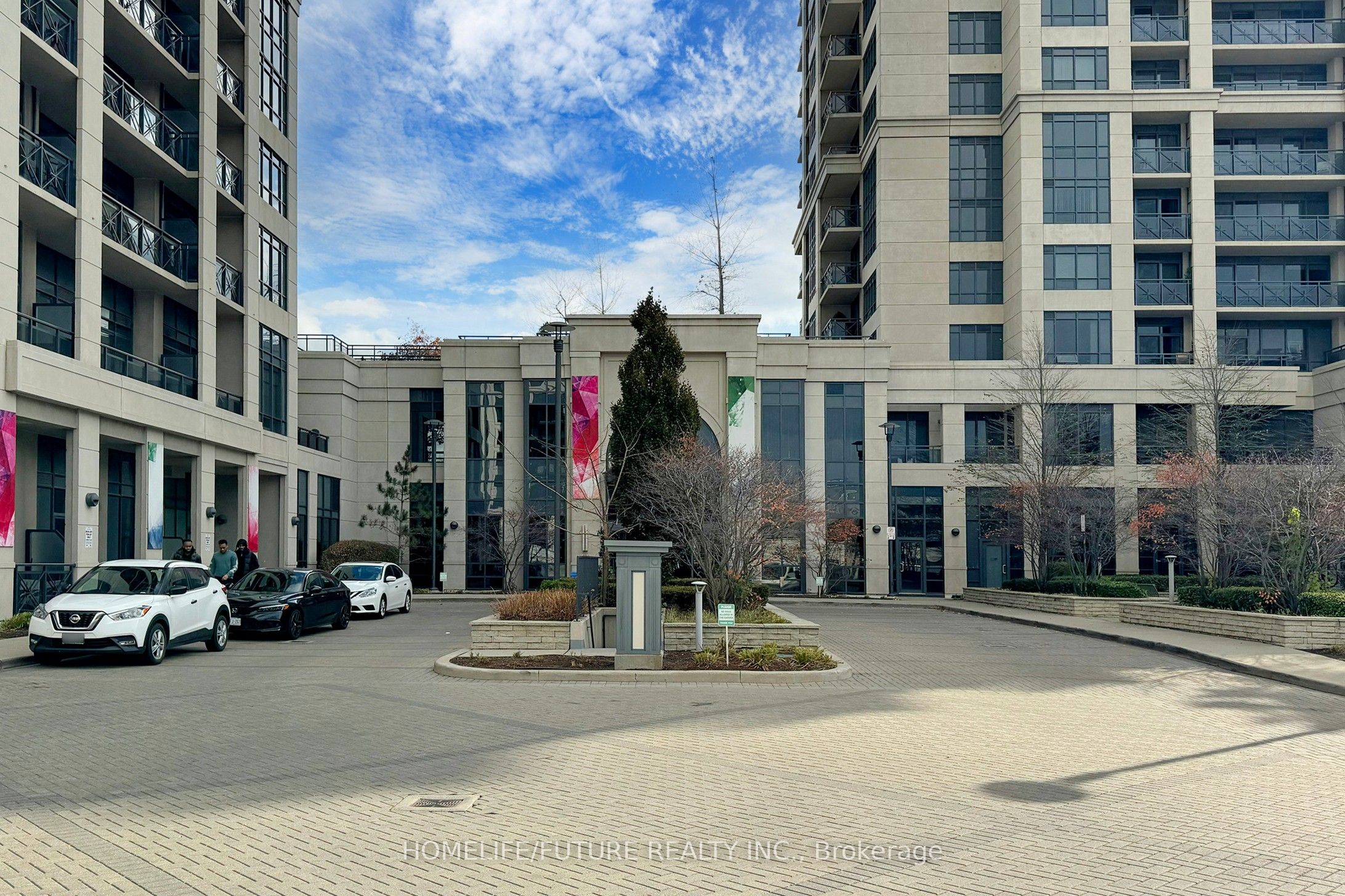 6 Eva Road 401
