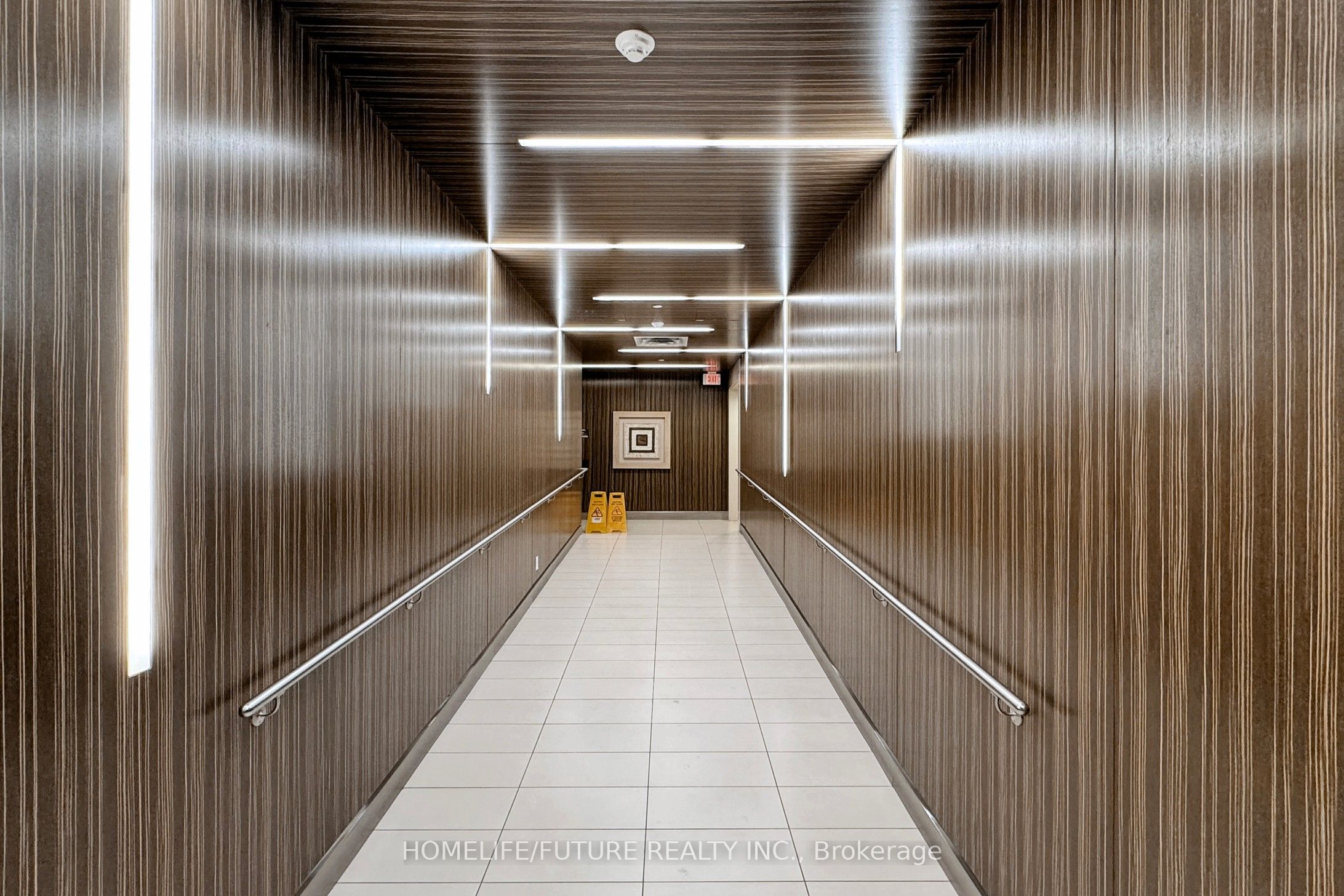 6 Eva Road 401