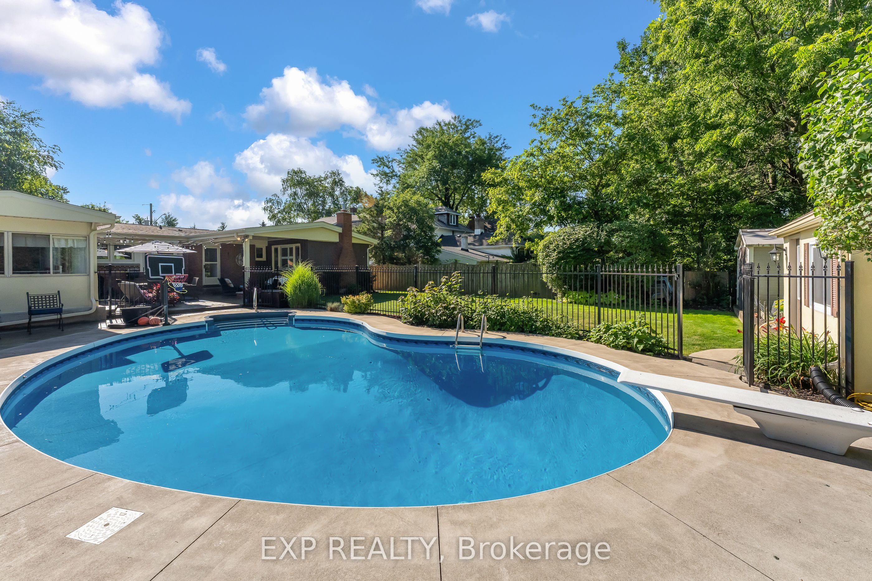 3279 Saint Patrick Avenue