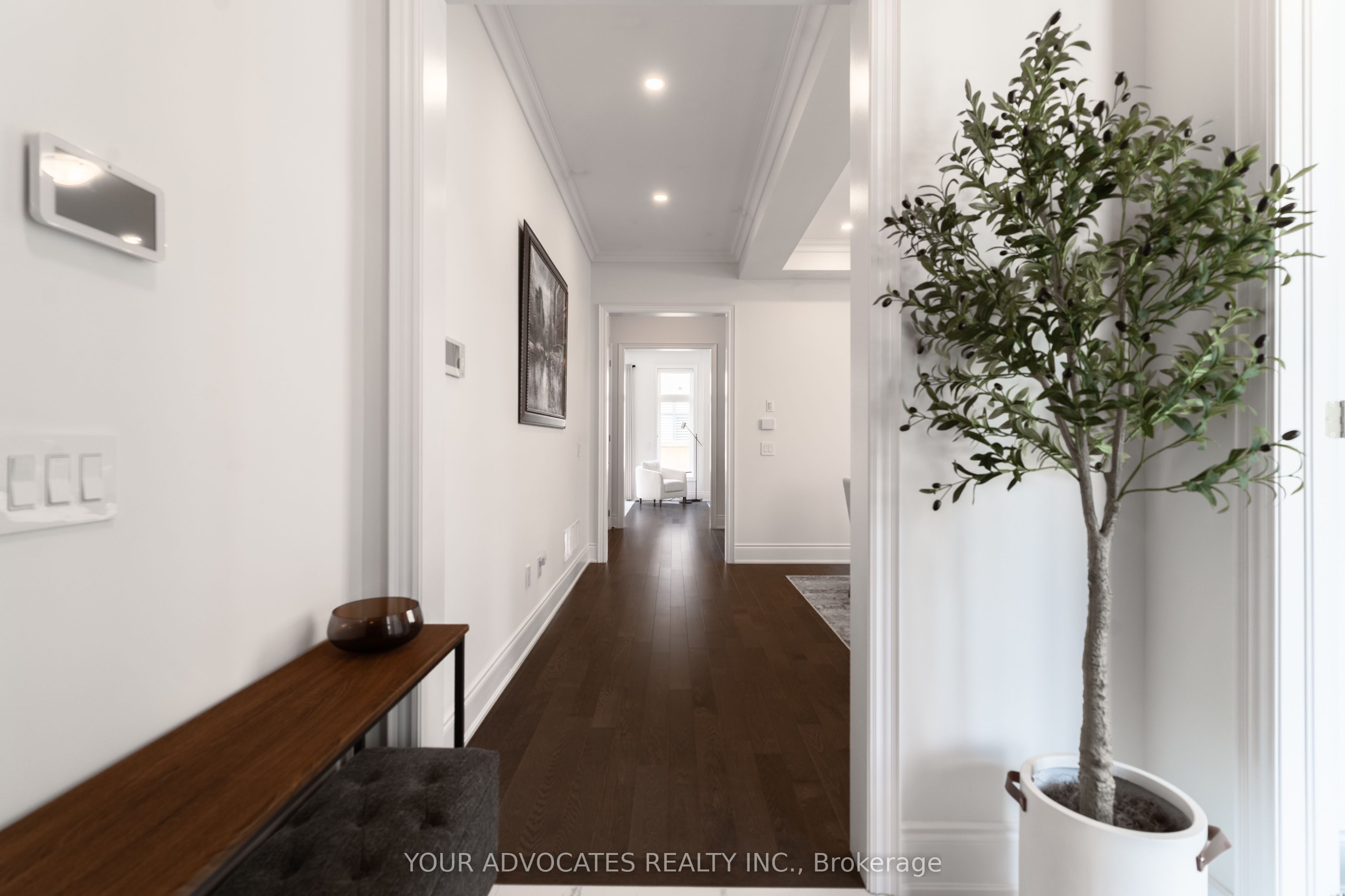 1390 Queens Plate Road
