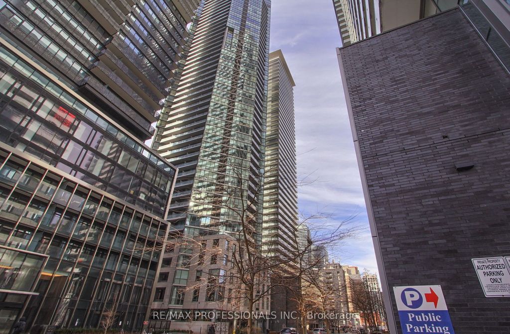 Photo of 33 Charles Street E #710, Toronto, ON M4Y 0A2 (MLS # C12859076)