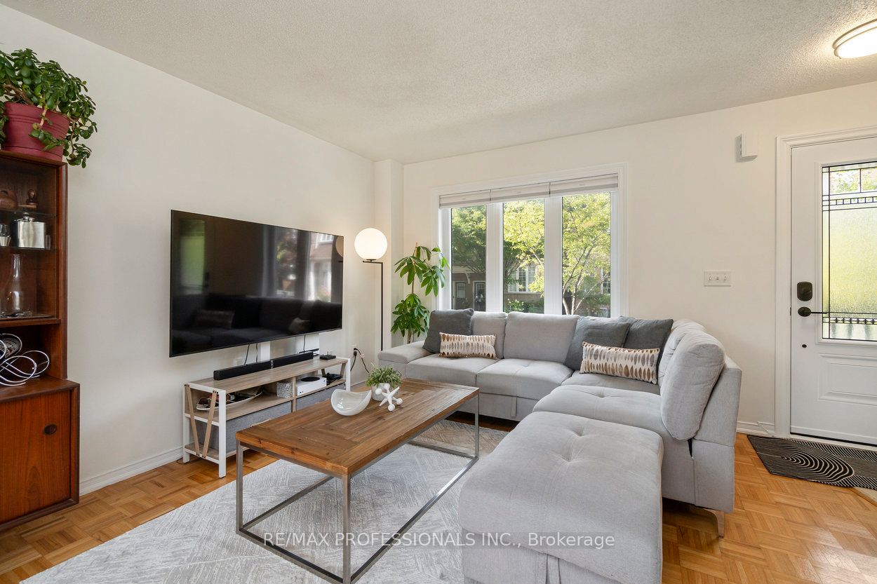 47 Tarragona Boulevard