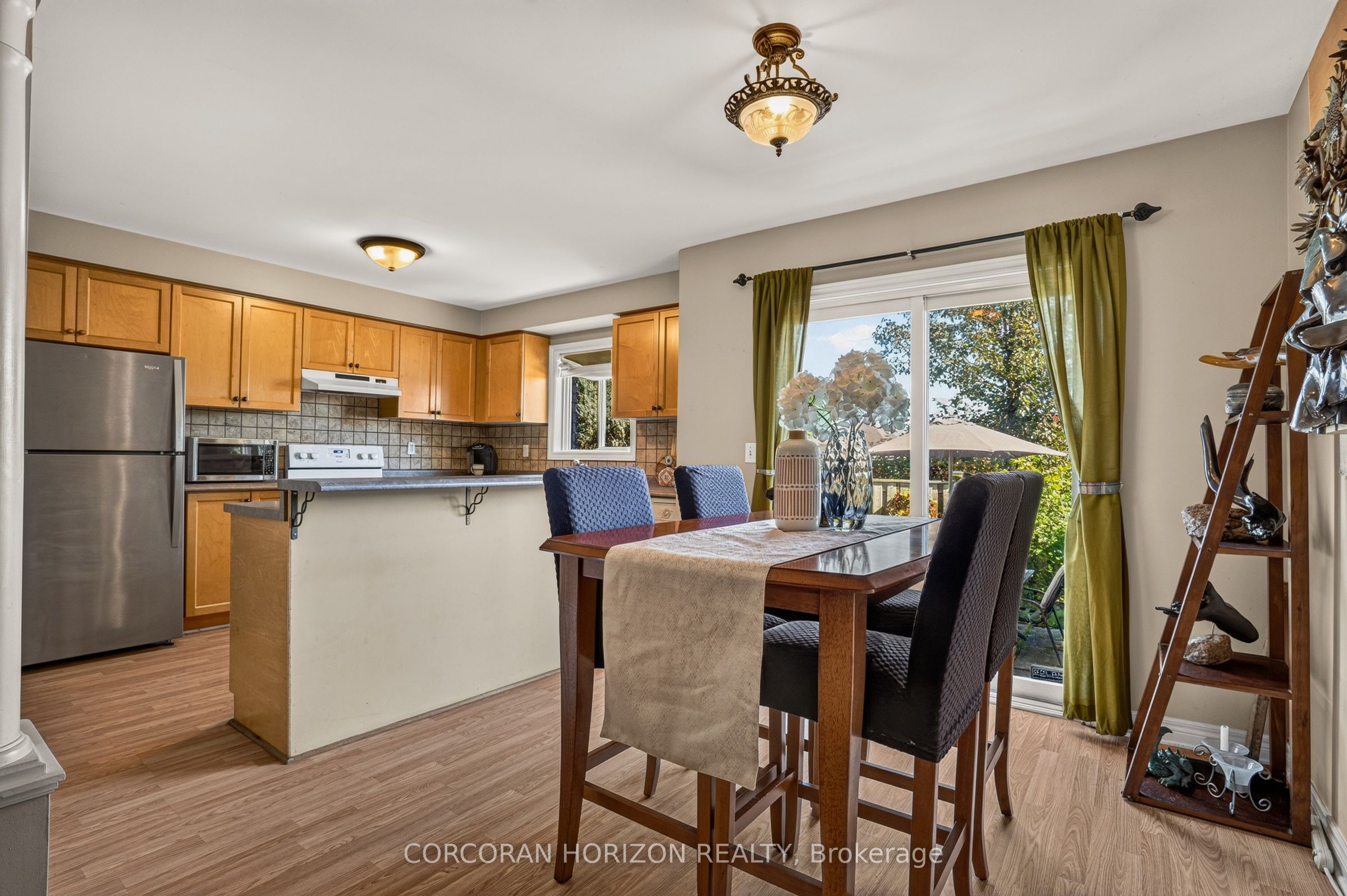 2871 Darien Road 14