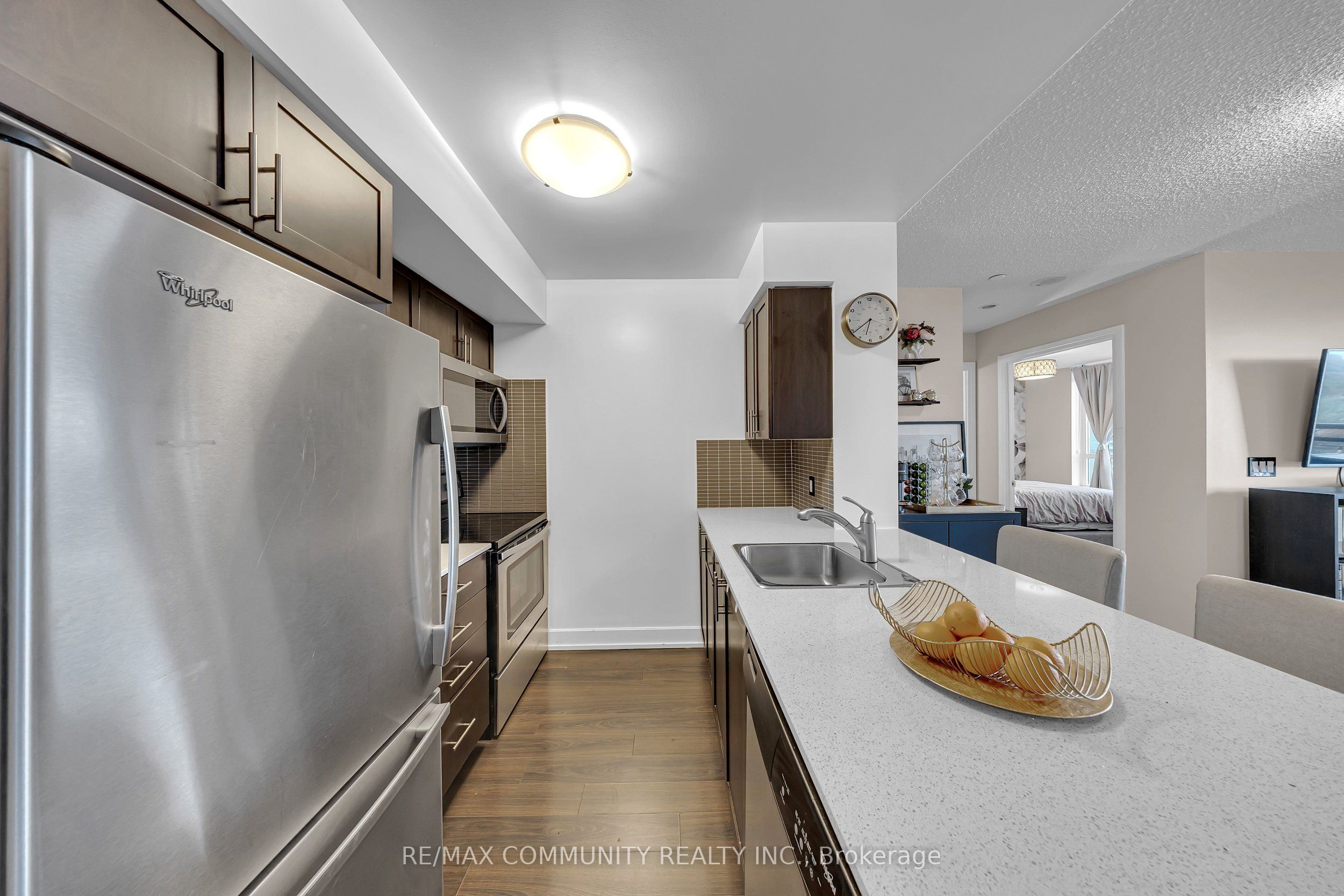 2 Eva Road 1227