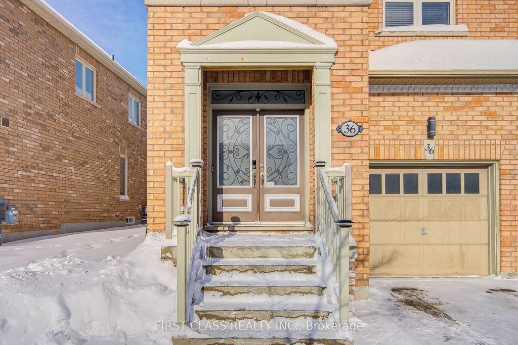 Photo of 36 Staglin Court, Markham, ON L6C 0K9 (MLS # N12734506)
