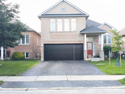 90 Pappain Crescent Lower Brampton ON L7A 3J7