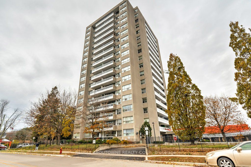 2263 Marine Drive 1408