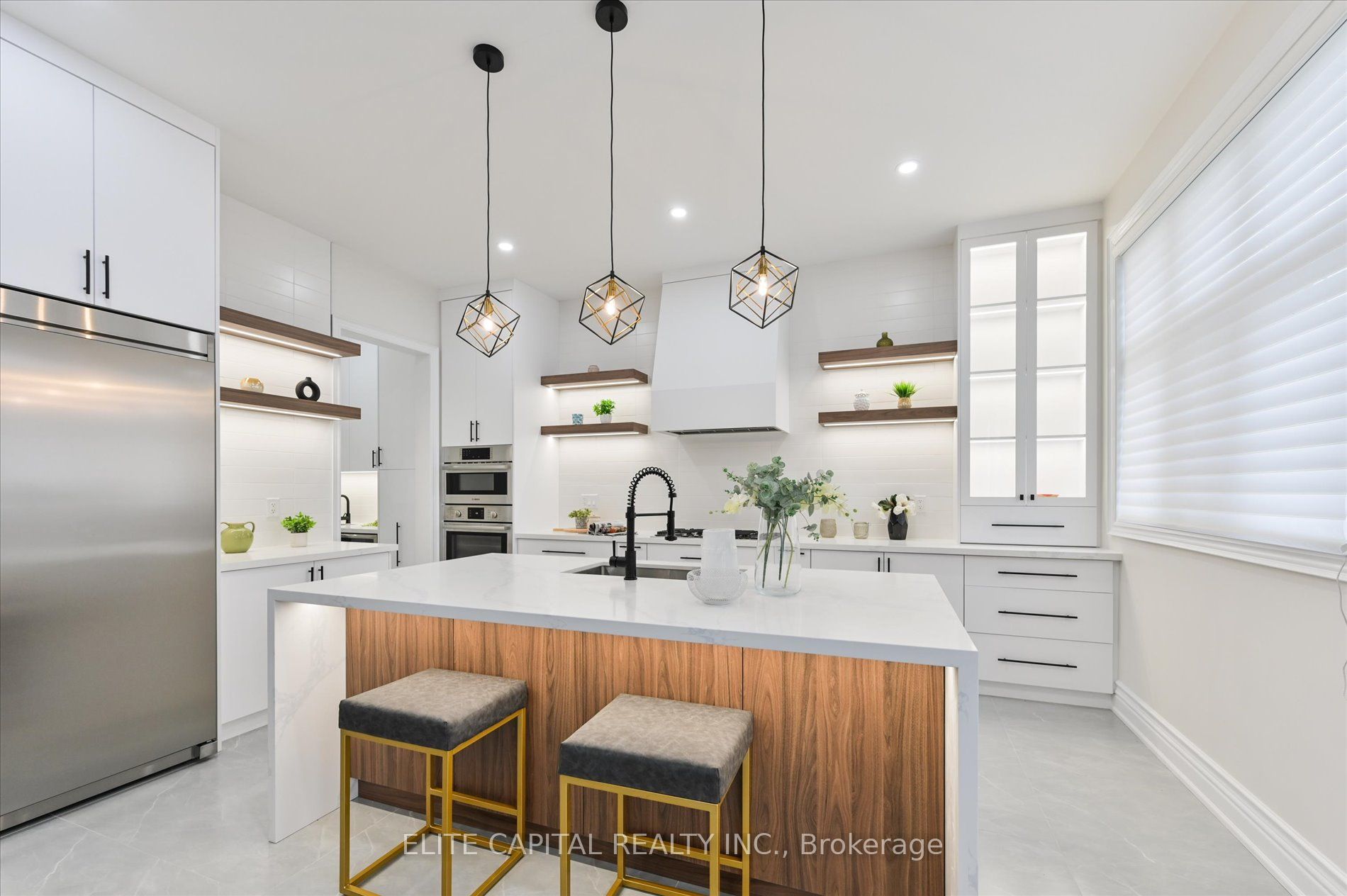 33 Straw Cutter Gate