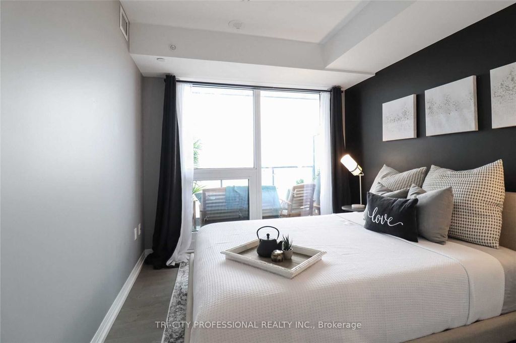Photo of 251 Jarvis Street #3605, Toronto, ON M5B 0C3 (MLS # C13092112)