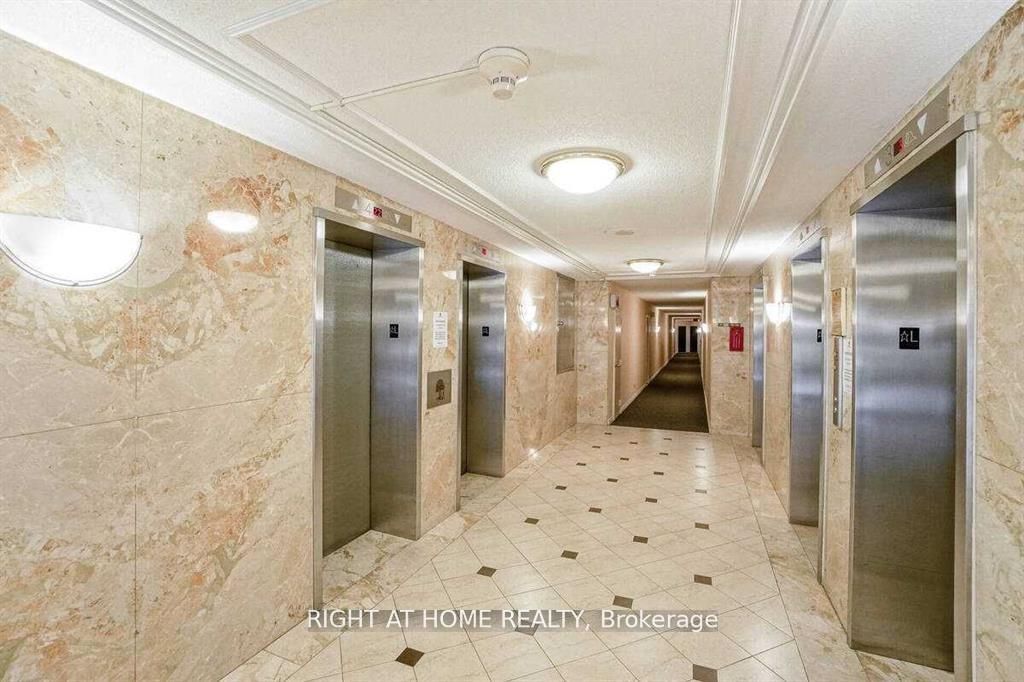 1333 Bloor Street 1018