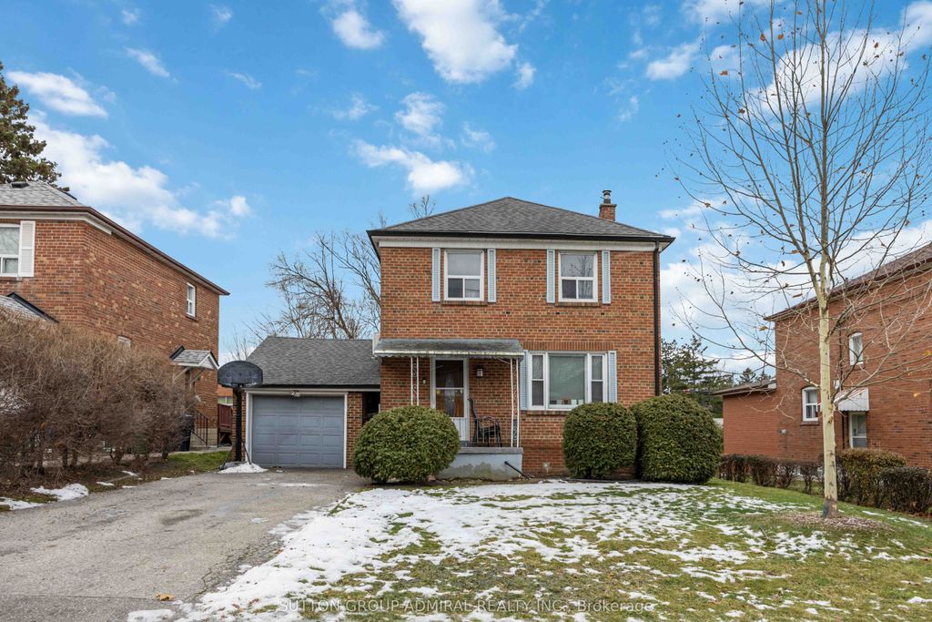 Photo of 31 Dell Park Avenue, Toronto, ON M6B 2T5 (MLS # C12790366)