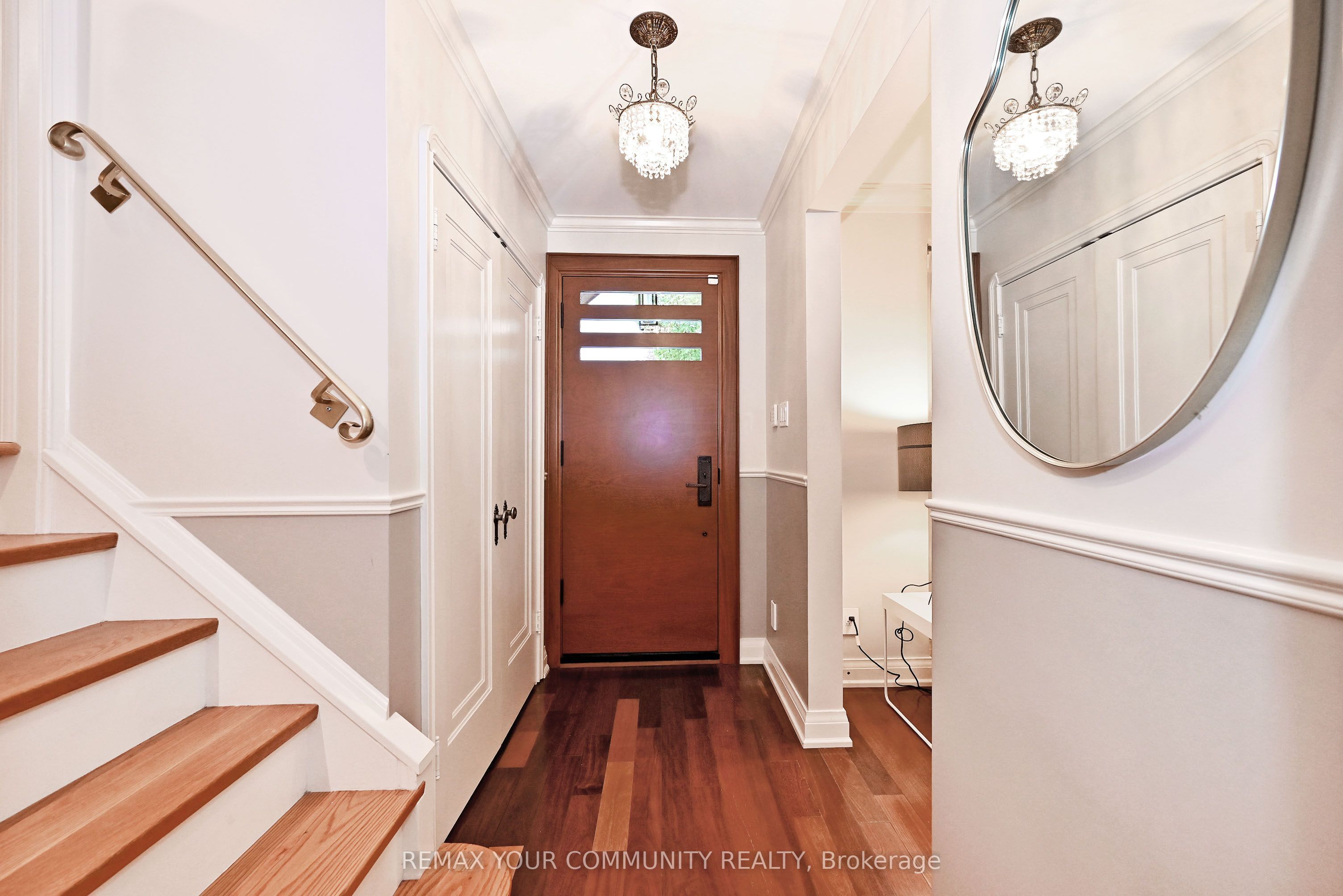 141 Prince Edward Drive S