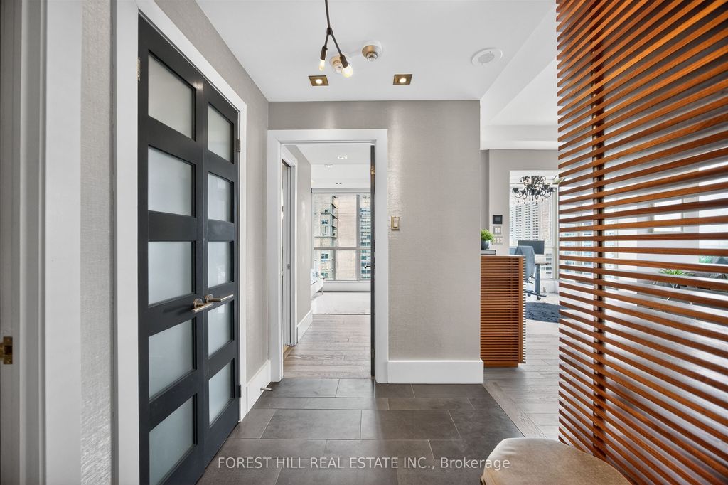 Photo of 298 Jarvis Street #Up PH 3, Toronto, ON M5B 2M4 (MLS # C12966456)