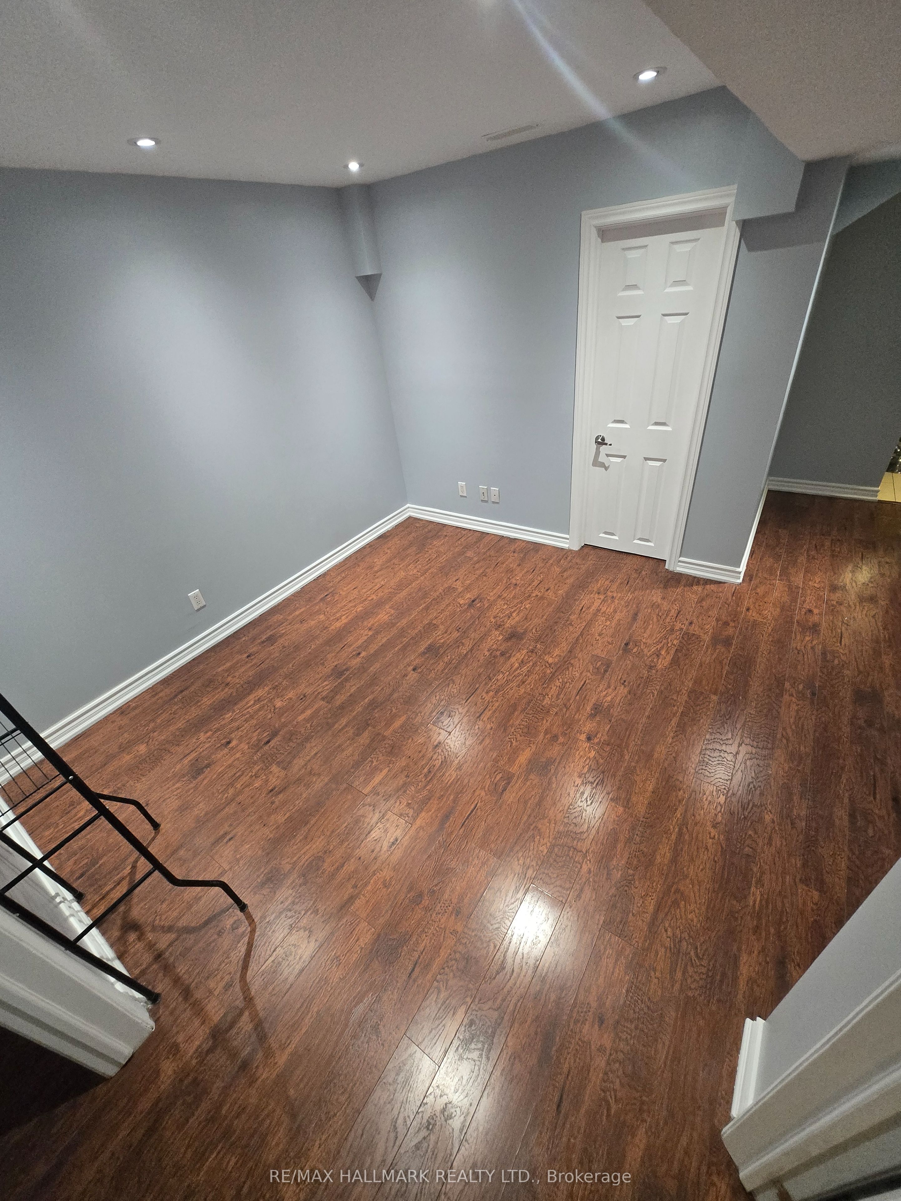 35 Campwood Crescent