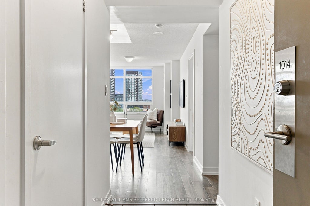 Photo of 816 Lansdowne Avenue #1014, Toronto, ON M6H 4K6 (MLS # W13755822)