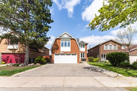 6811 Edenwood Drive Mississauga ON L5N 3X9