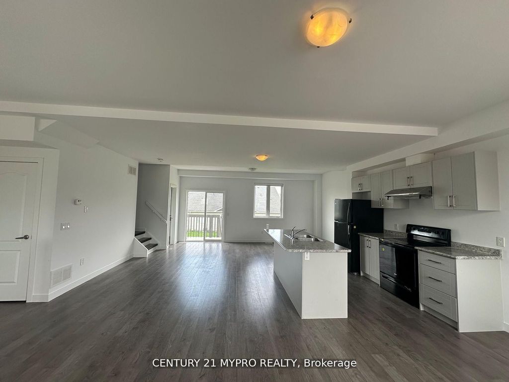 Photo of 27 DENISTOUN Street, Welland, ON L3C 0H6 (MLS # X13032396)