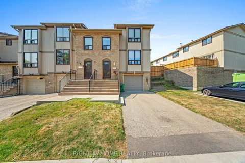 Photo of 83 Guildford Crescent #83, Brampton, ON L6S 3K2 (MLS # W12470319)