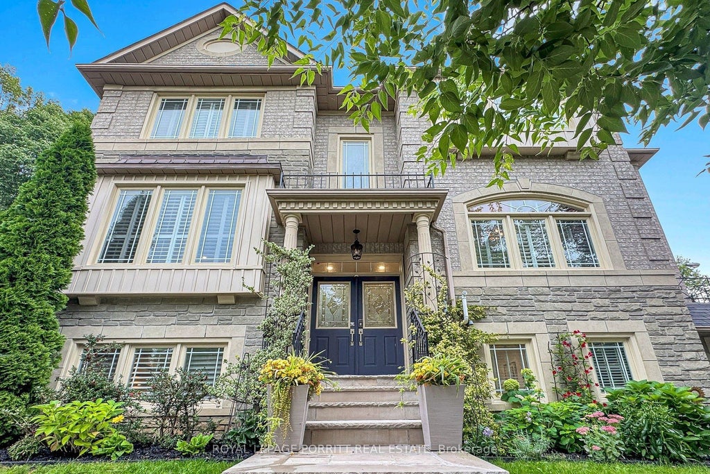 Photo of 2 Granite Court, Toronto, ON M8V 4A4 (MLS # W13804270)