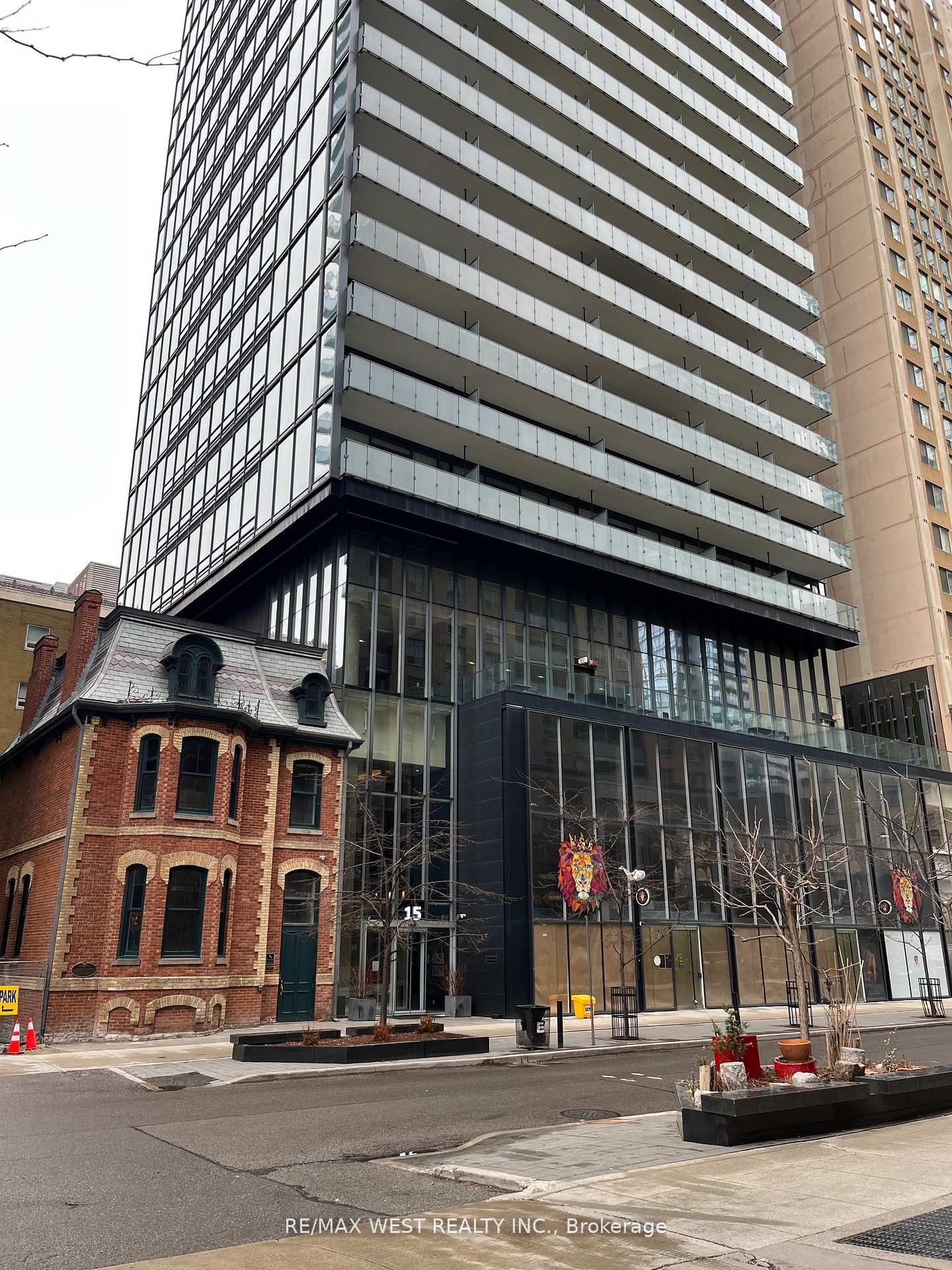 15 Grenville Street 1106