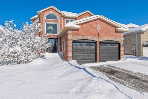 Photo of 1967 WILSON Street, Innisfil, ON L9S 2A1 (MLS # N12556460)
