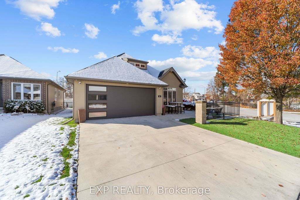 Photo of 1430 Highbury Avenue N #1, London East, ON N5Y 6M4 (MLS # X12752512)