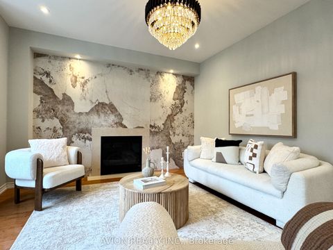 93 Alamo Heights Drive Richmond Hill ON L4S 2W4
