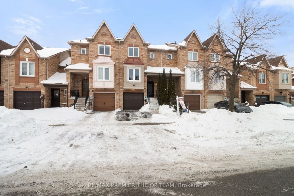 Photo of 28 Kelso Crescent, Vaughan, ON L6A 2C7 (MLS # N12733248)
