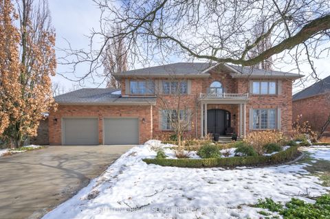 Property photo of 95 highland woods court, london south, ON n6c 5x2