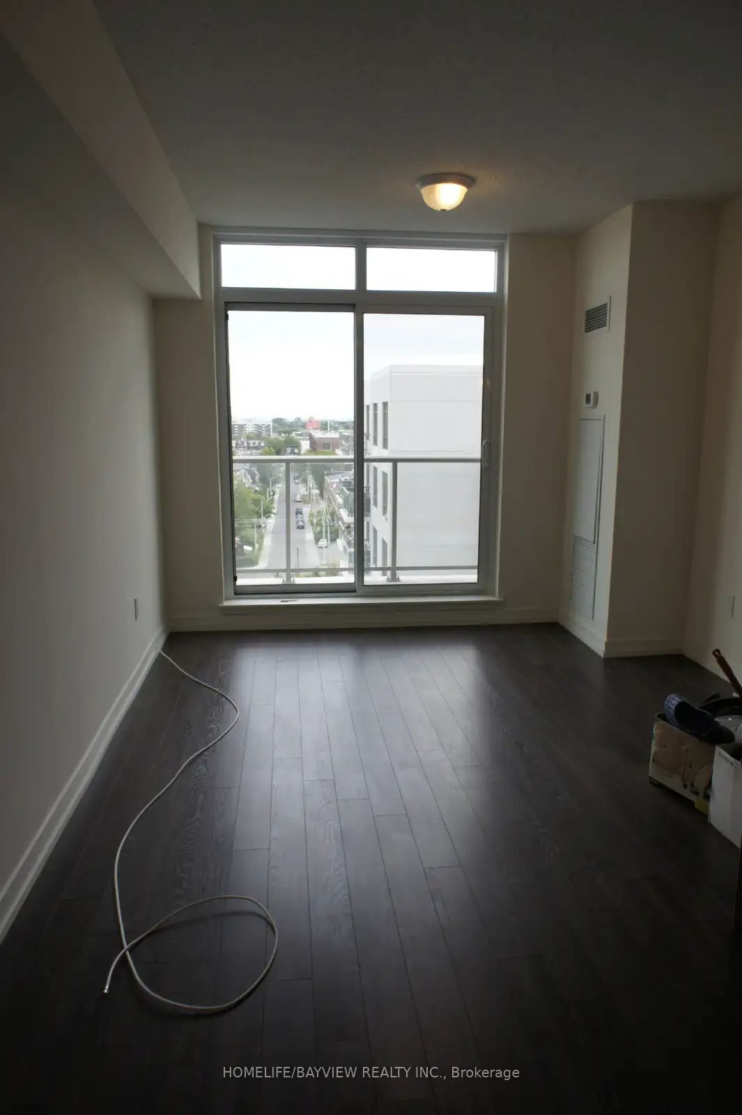 816 Lansdowne Avenue 810