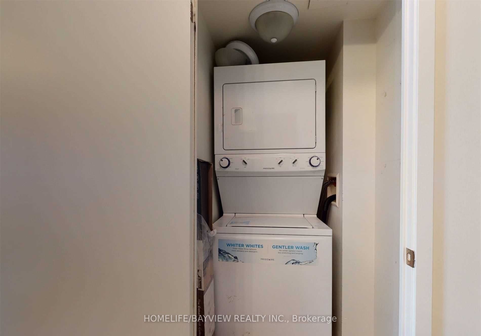 816 Lansdowne Avenue 810