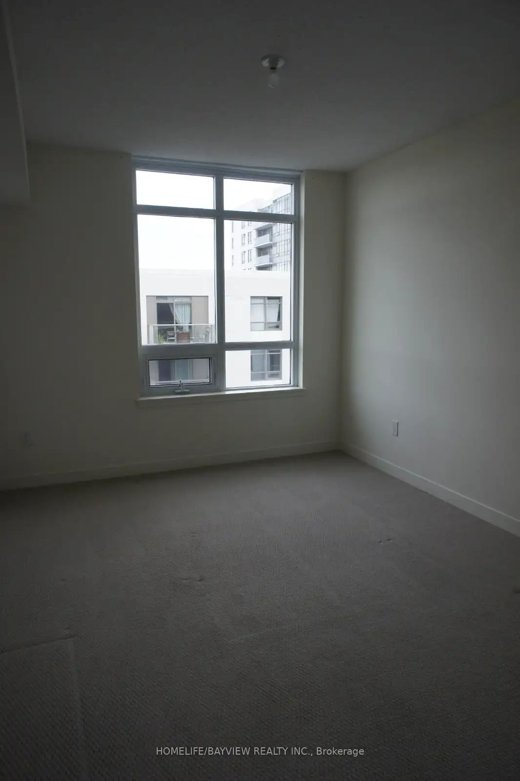 816 Lansdowne Avenue 810